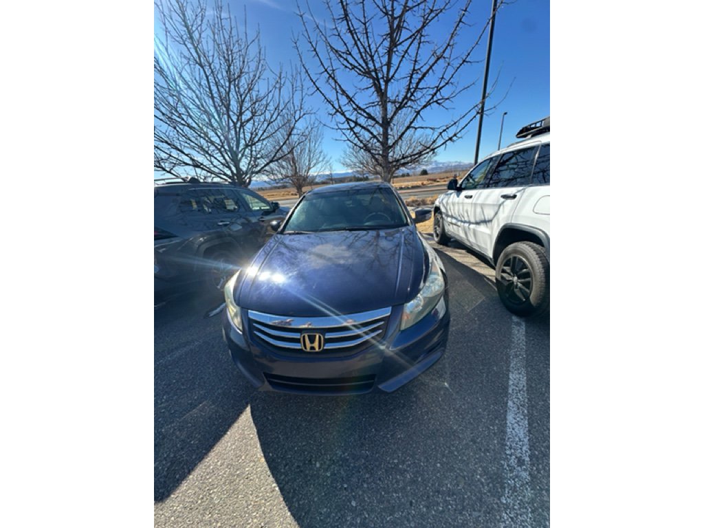 Used 2011 Honda Accord EX-L image 3