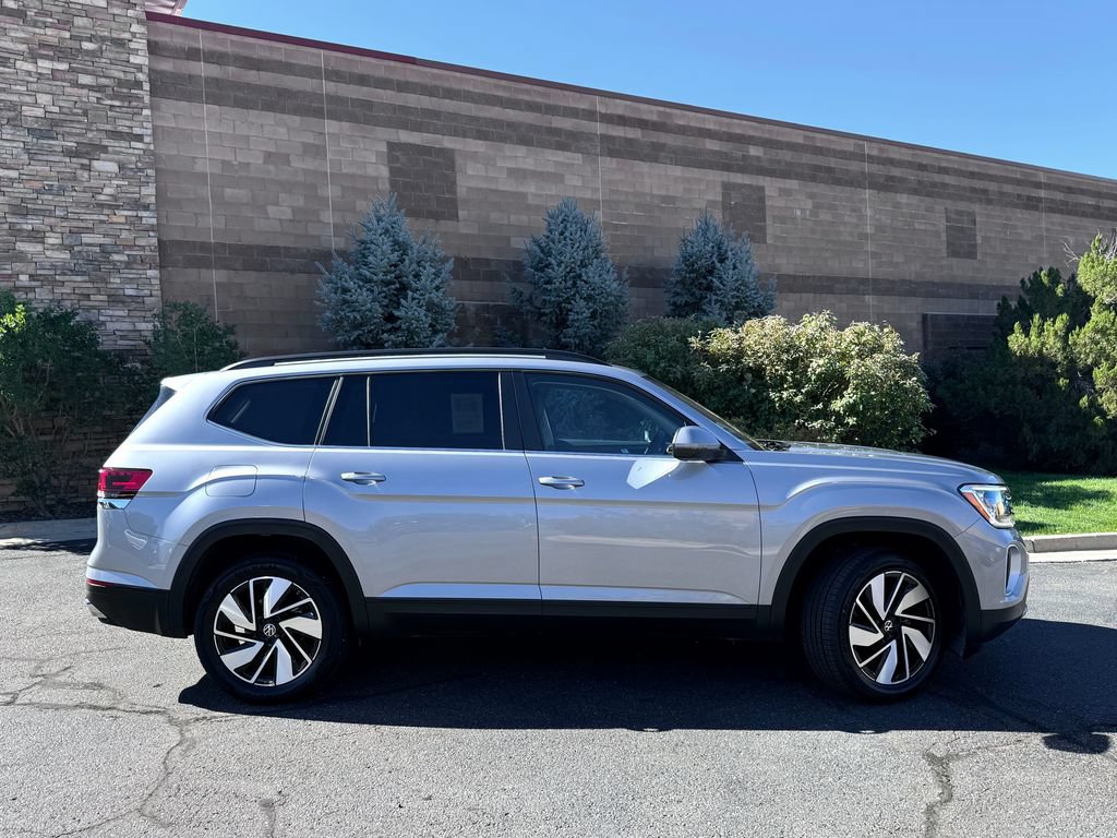 Used 2026 Volkswagen Atlas SE AWD/4WD image 6
