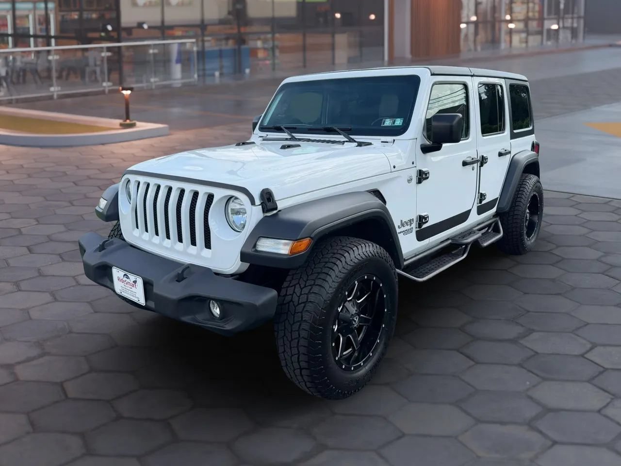 Used 2019 Jeep Wrangler Unlimited Sport S AWD/4WD image 6