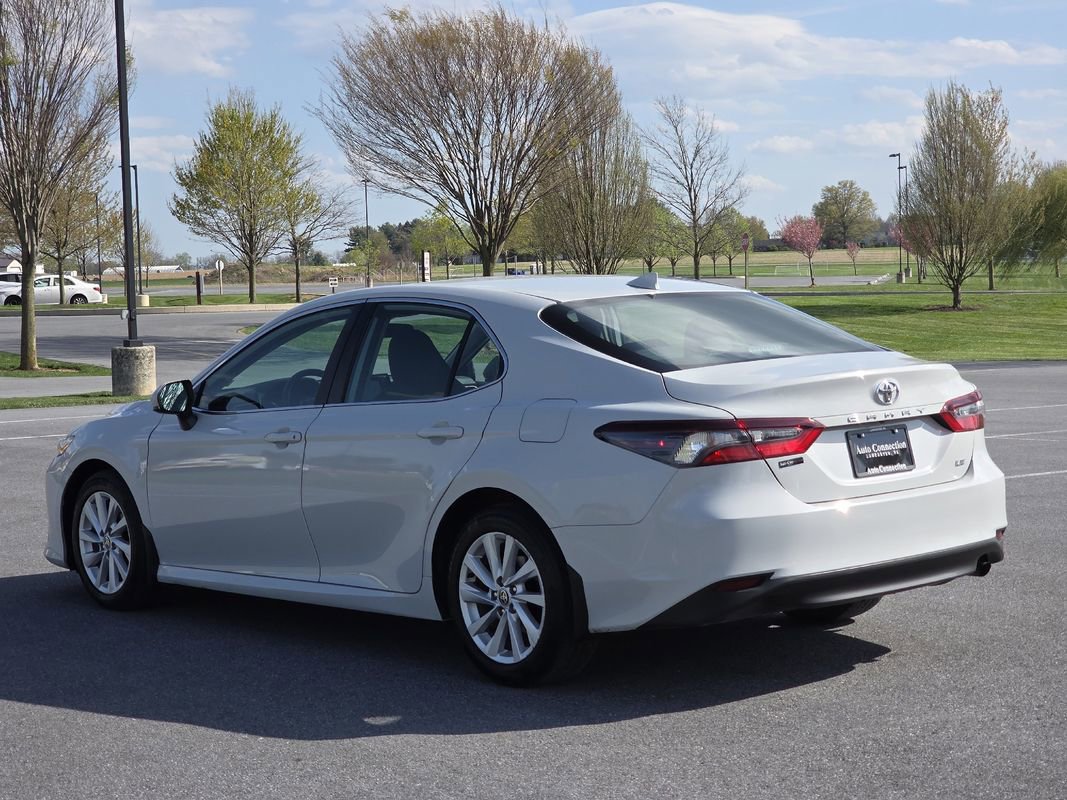 Used 2023 Toyota Camry LE FWD image 6