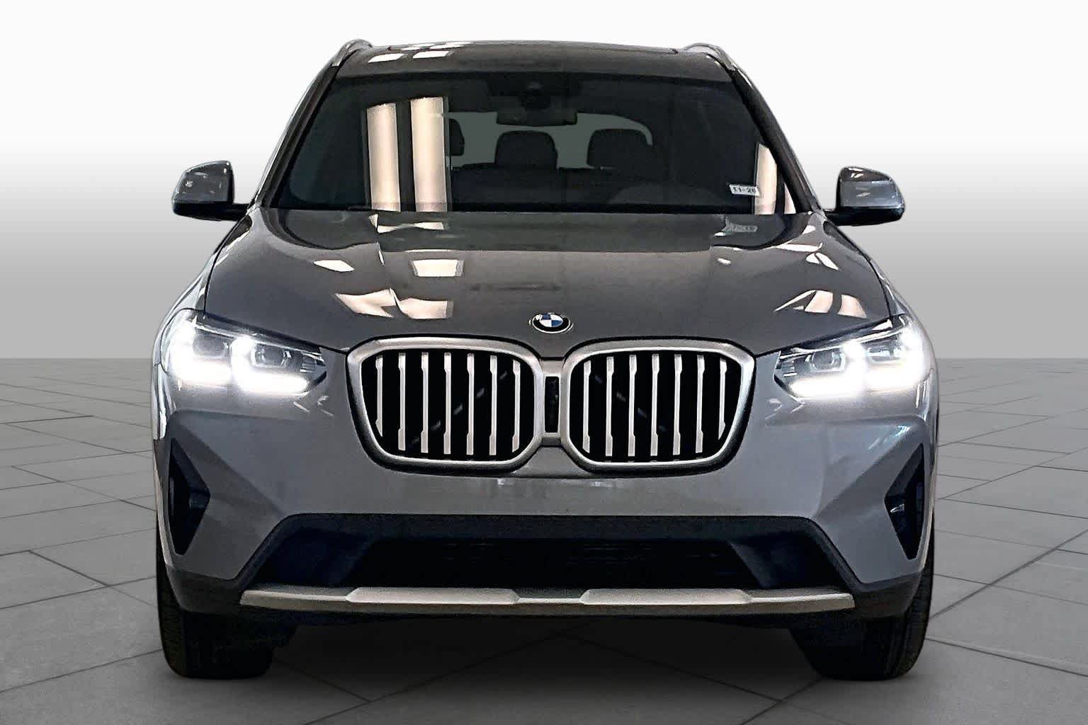 Used 2023 BMW X3 sDrive30i w/ Premium Package w/ZPA RWD image 3