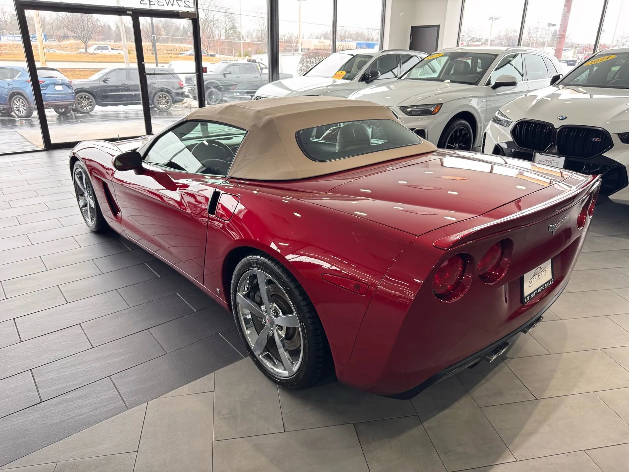 Used 2009 Chevrolet Corvette Convertible w/ Preferred Equipment Group RWD image 7