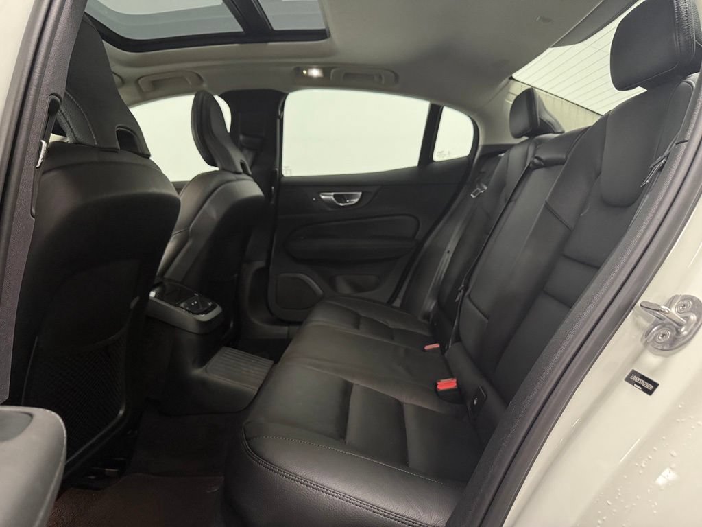 Used 2023 Volvo S60 T8 Ultimate AWD/4WD image 9