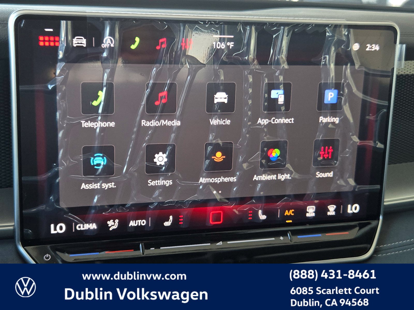 New 2026 Volkswagen Tiguan SE FWD image 13
