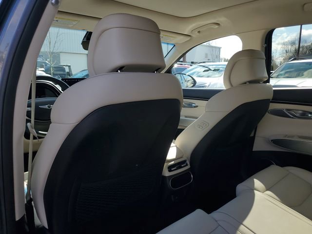 Used 2022 Genesis GV70 2.5T w/ Select Package image 13