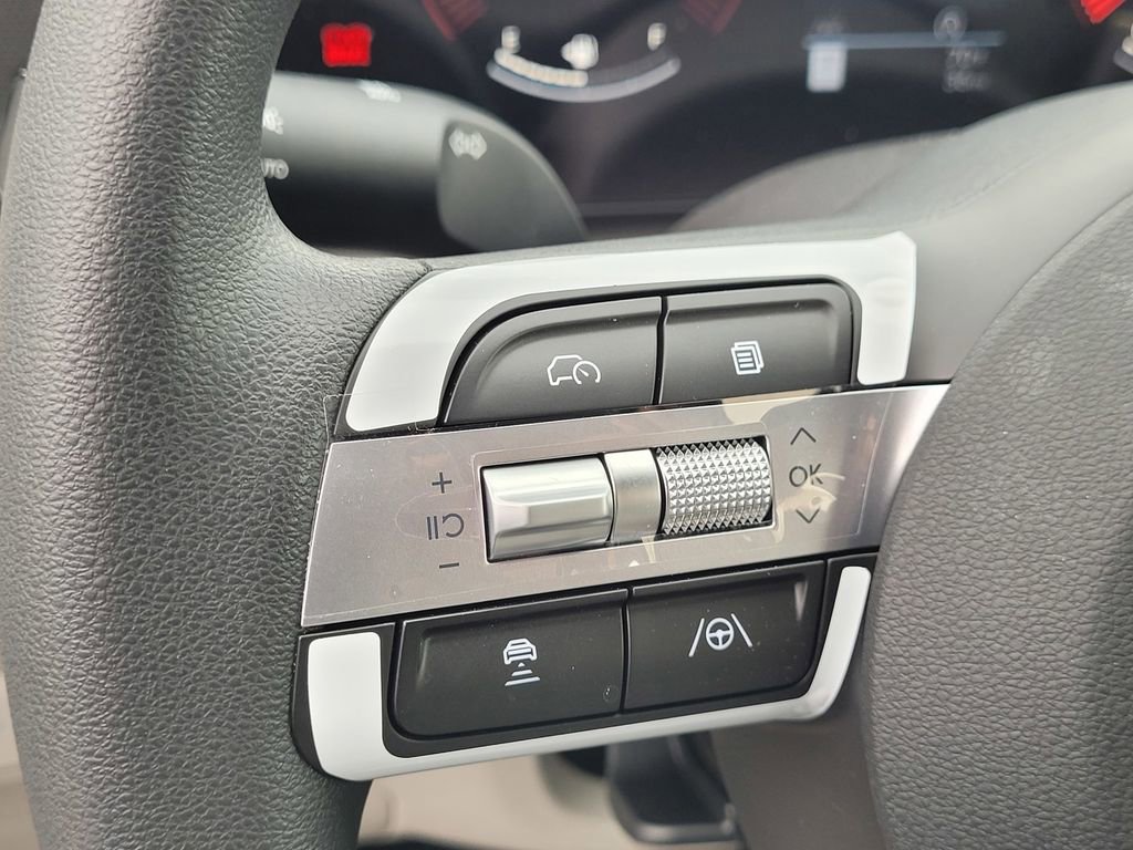 New 2026 Hyundai Tucson SEL image 16