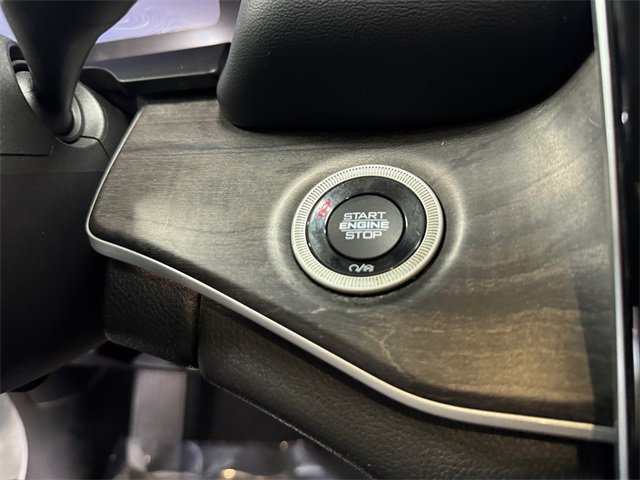 Used 2023 Jeep Grand Cherokee L Limited image 21