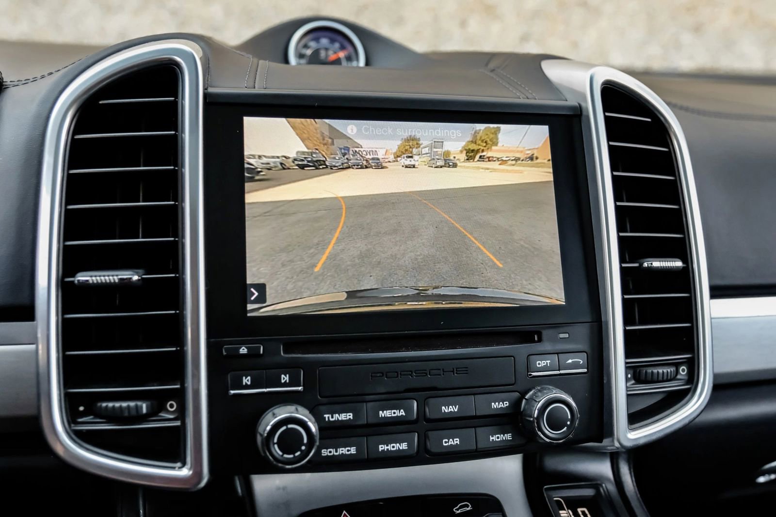 Used 2018 Porsche Cayenne GTS w/ Premium Package Plus image 23