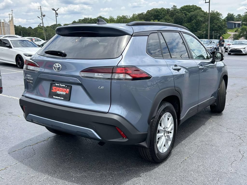 New 2026 Toyota Corolla Cross LE w/ Moonroof Package FWD image 3