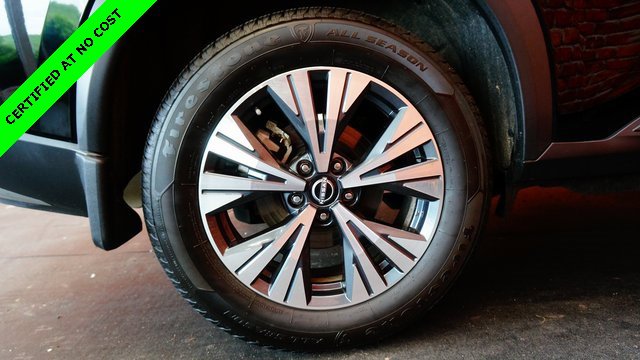 Used 2022 Nissan Rogue SV image 84