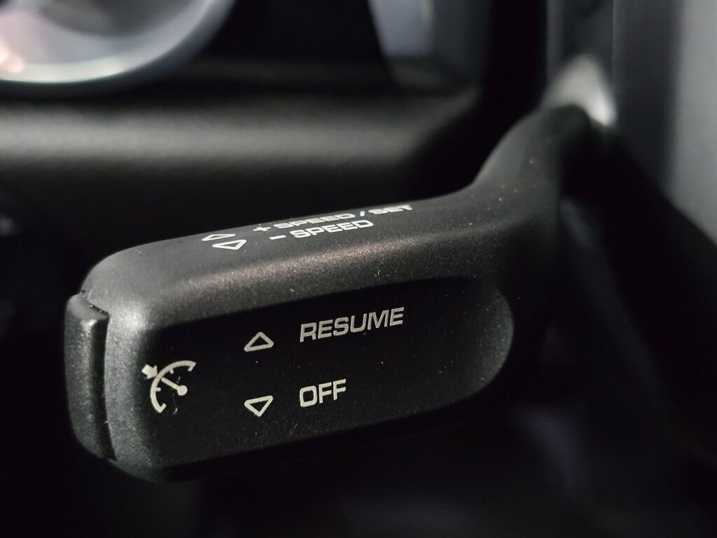 Used 2018 Porsche Cayenne image 44