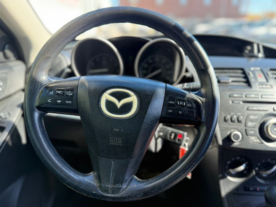 Used 2012 MAZDA MAZDA3 i Touring FWD image 15