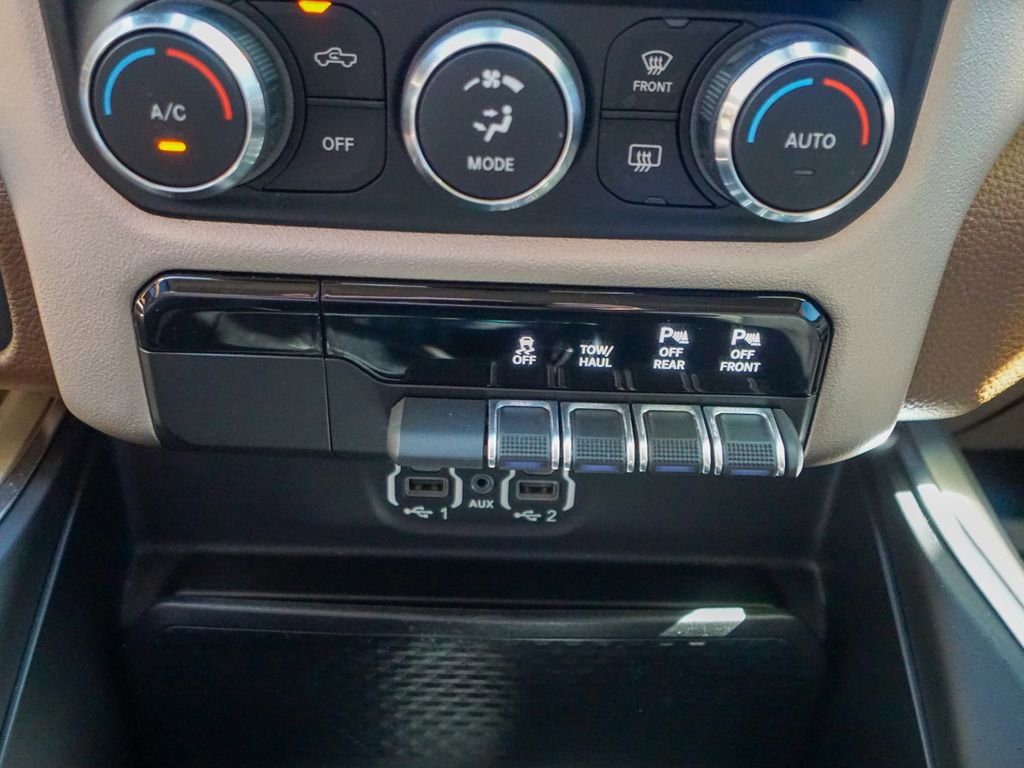 Used 2020 RAM 1500 Laramie image 30