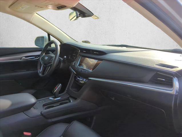 Used 2018 Cadillac XT5 Luxury image 26