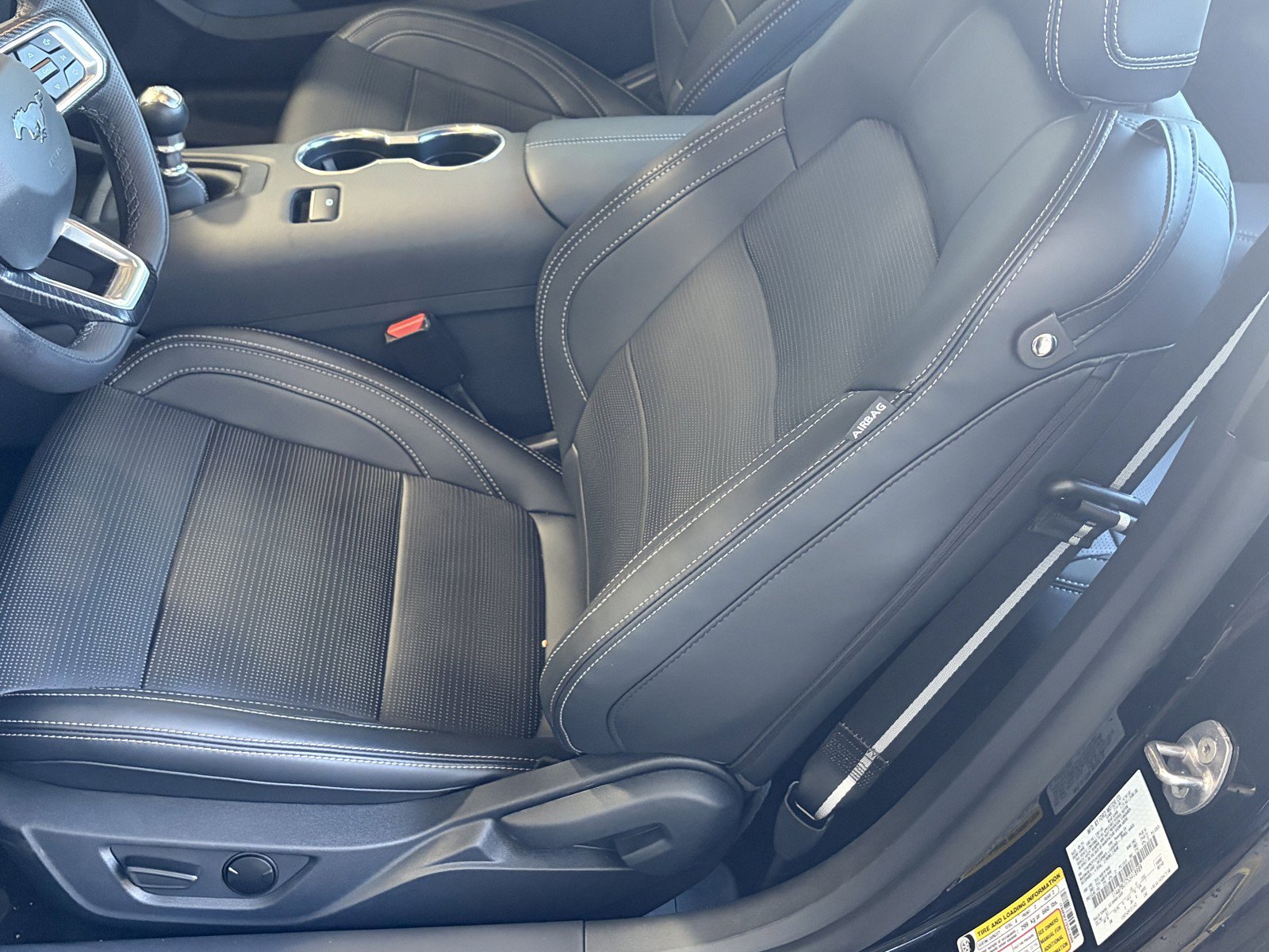 Used 2025 Ford Mustang GT Premium RWD image 26