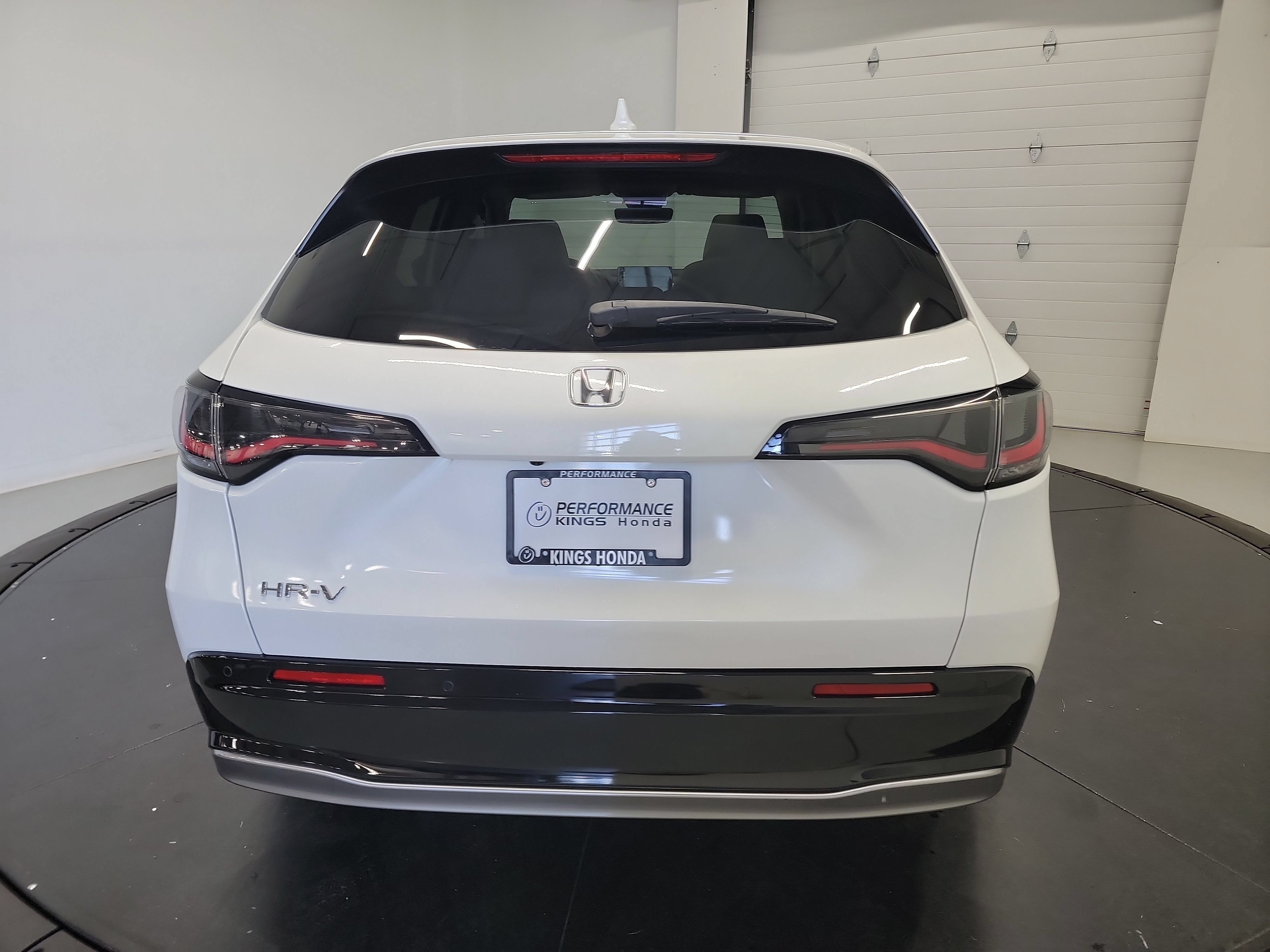Used 2024 Honda HR-V EX-L image 8