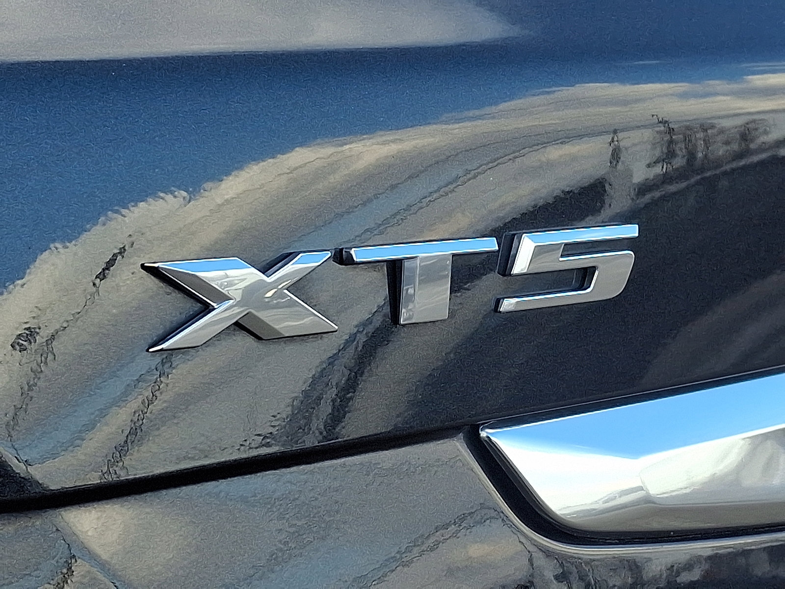 Certified 2022 Cadillac XT5 Luxury image 29
