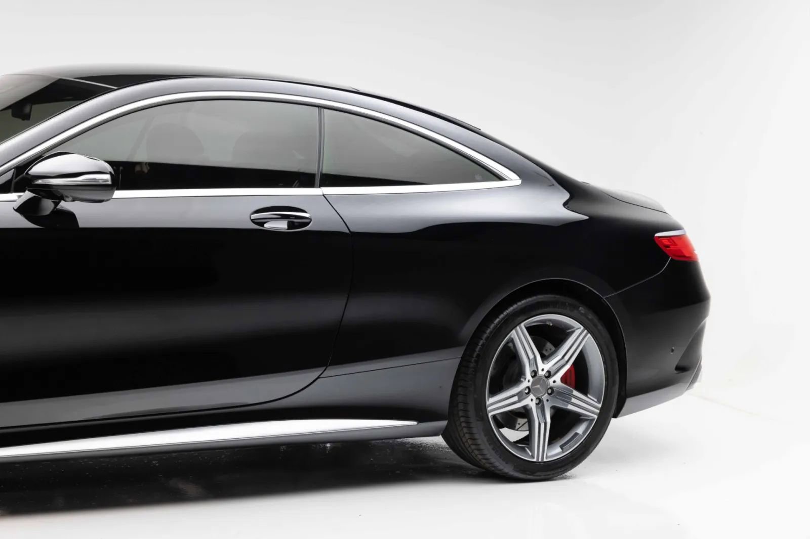 Used 2017 Mercedes-Benz S 63 AMG 4MATIC Coupe image 29