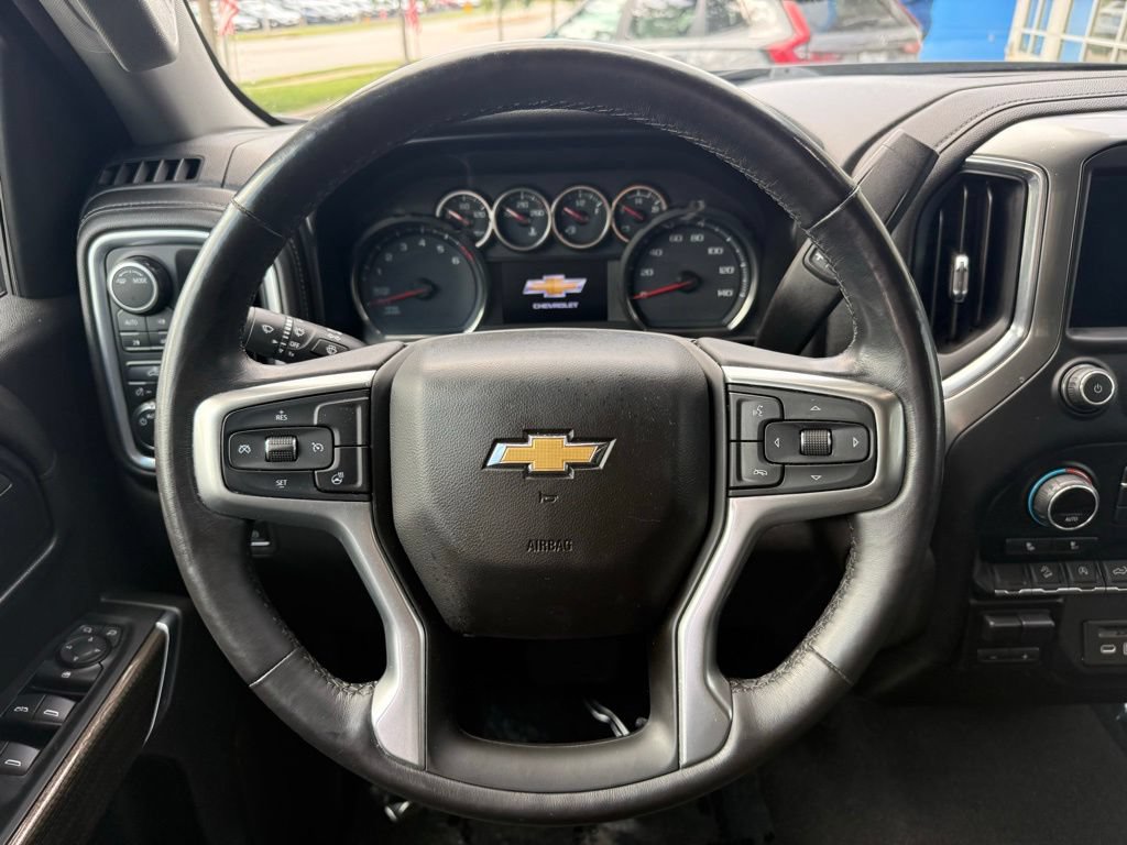 Used 2020 Chevrolet Silverado 1500 LT w/ All-Star Edition AWD/4WD image 18