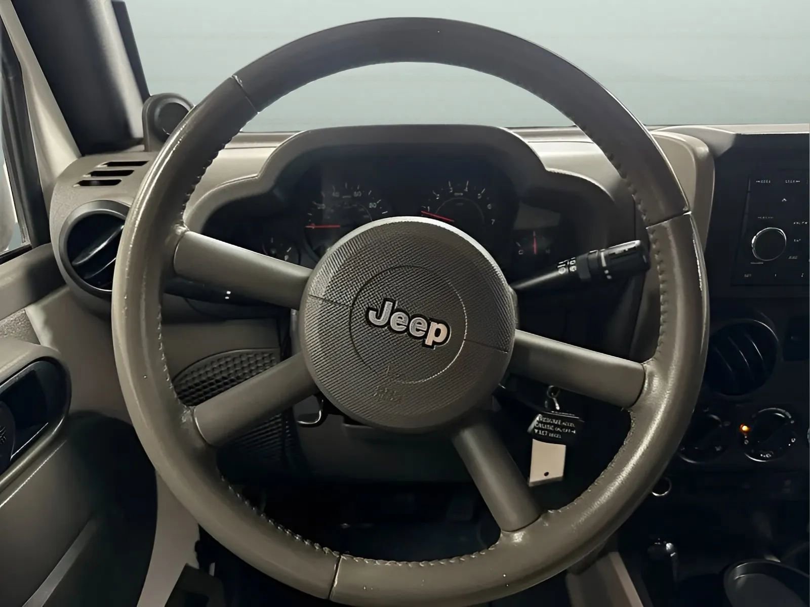 Used 2008 Jeep Wrangler X AWD/4WD image 16