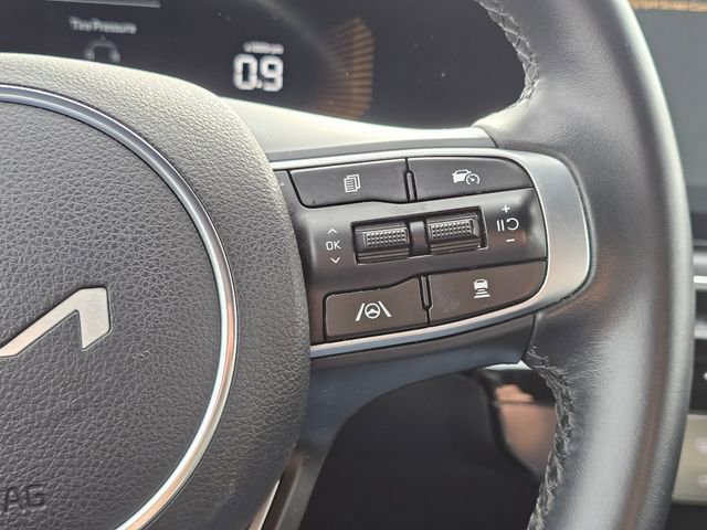 Certified 2025 Kia K5 GT-Line image 32