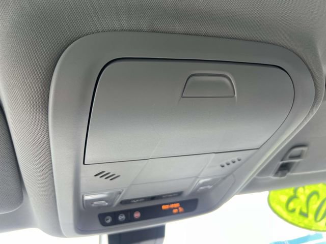 Certified 2023 Chevrolet Equinox LT image 32