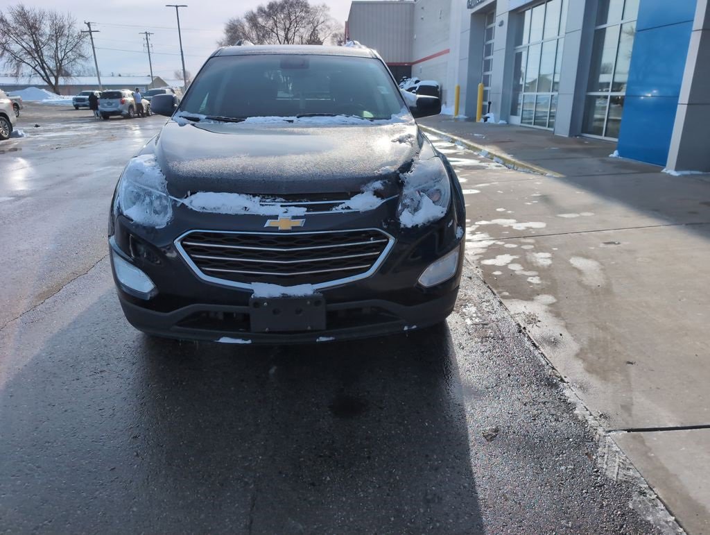 Used 2017 Chevrolet Equinox LT w/ Convenience Package image 3