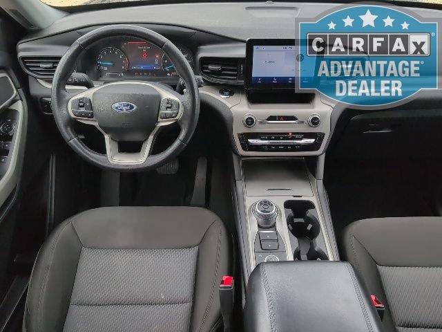 Used 2023 Ford Explorer XLT AWD/4WD image 4