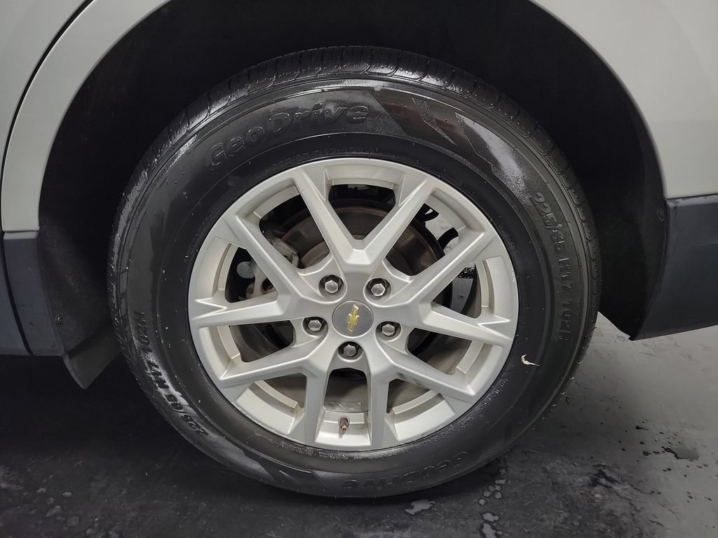 Used 2022 Chevrolet Equinox LT FWD image 10