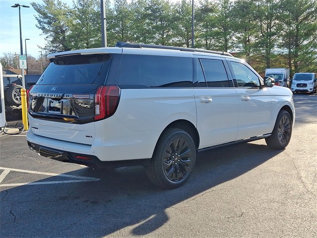 New 2025 Ford Expedition Max Platinum w/ Stealth Appearance Package image 3