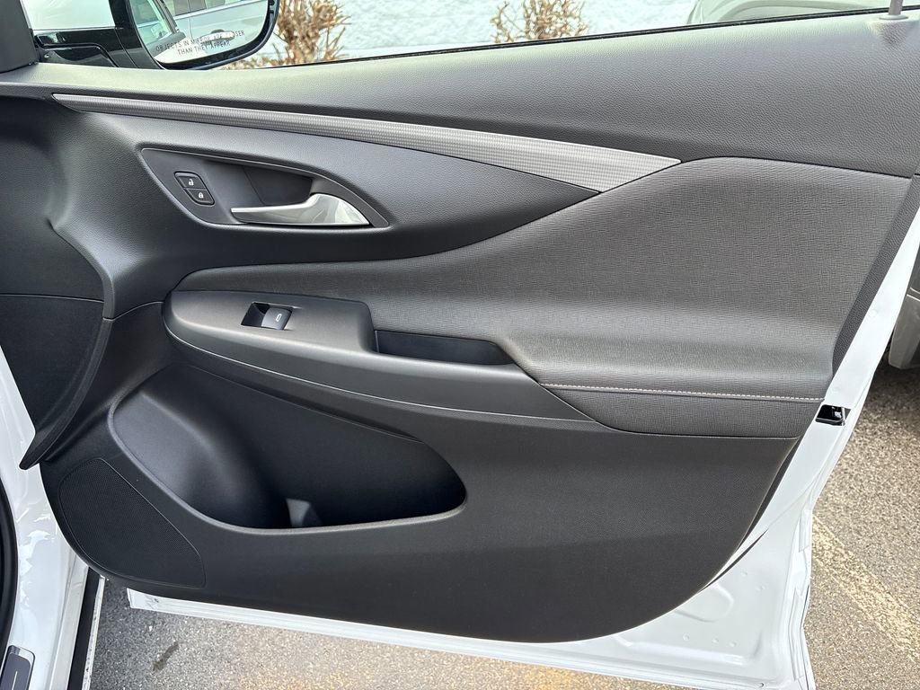 New 2026 Buick Envista Avenir image 37