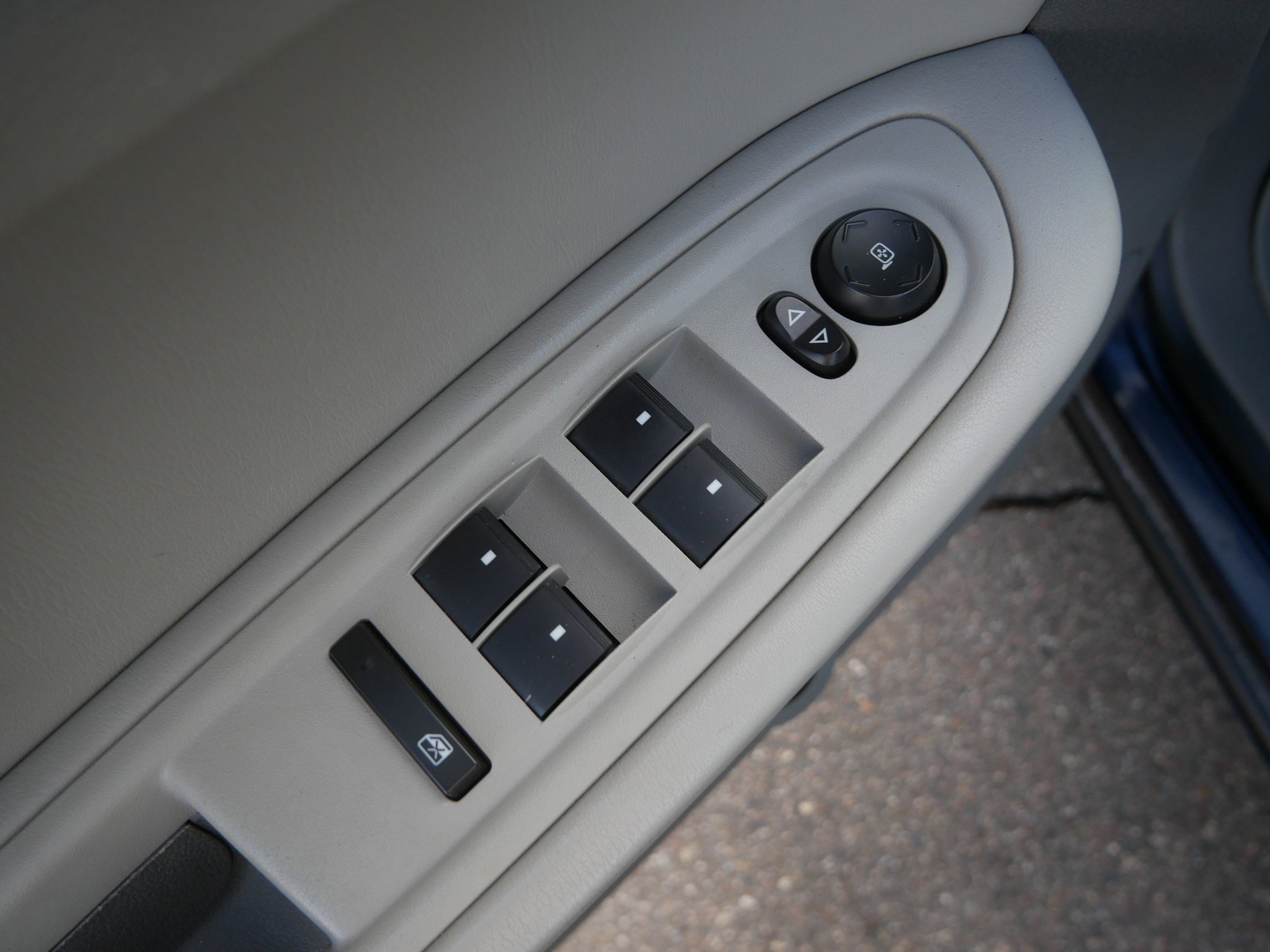 Used 2012 Chevrolet Traverse LT w/ All-Star Edition image 21