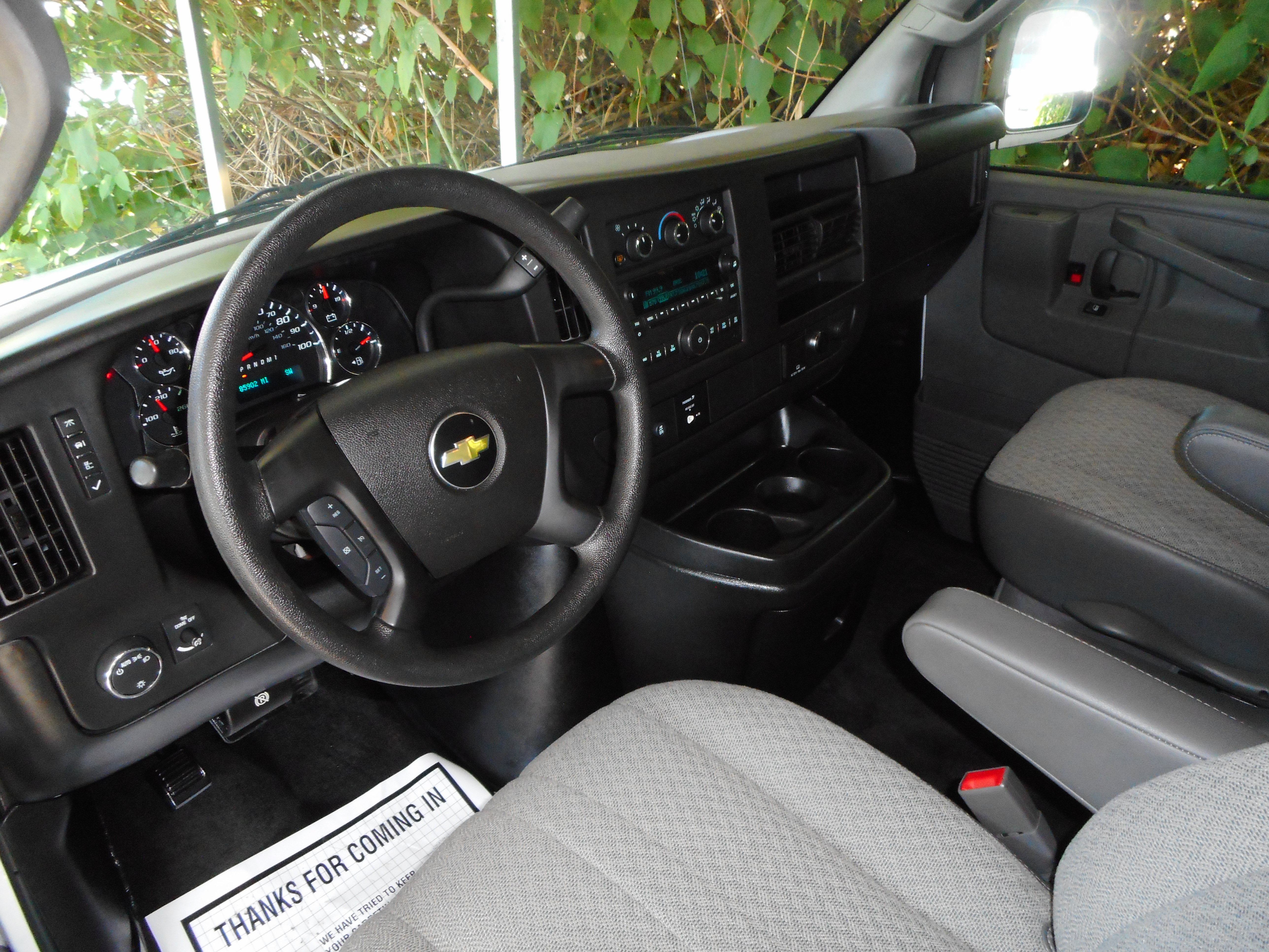 Used 2016 Chevrolet Express 3500 LT w/ LT Preferred Equipment Group RWD image 13
