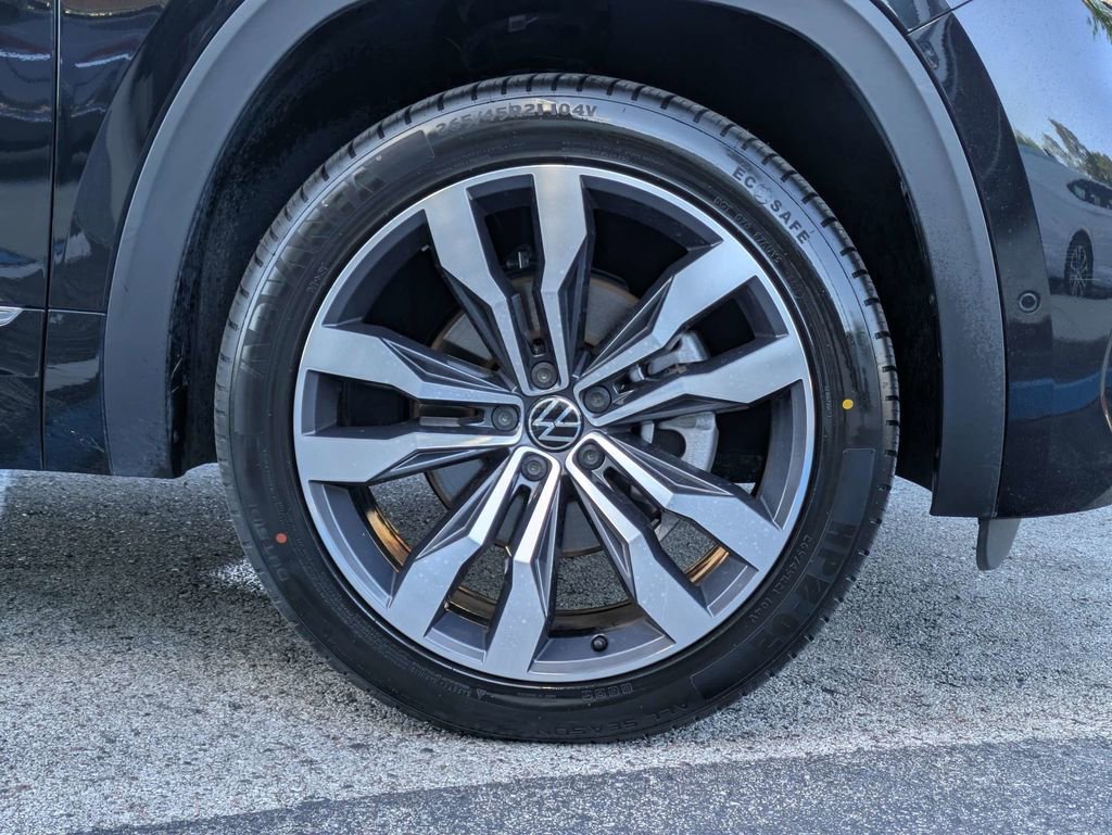 Used 2022 Volkswagen Atlas SEL Premium AWD/4WD image 11
