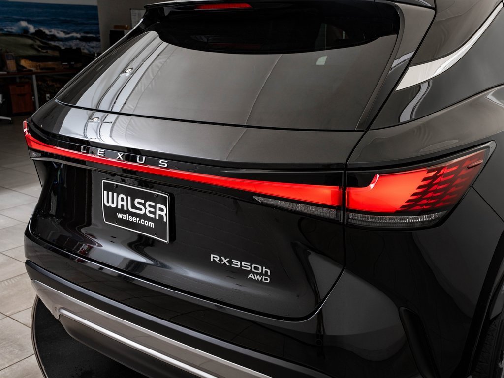 Certified 2023 Lexus RX 350h w/ Cold Area Package image 9