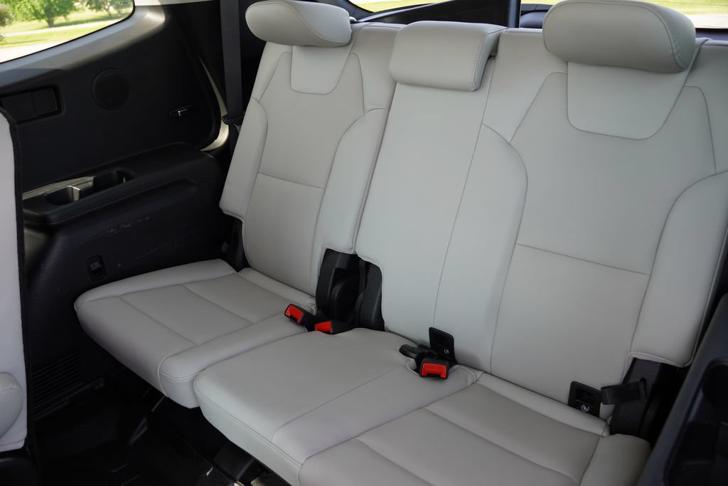 Used 2023 Kia Telluride SX Prestige AWD/4WD image 18
