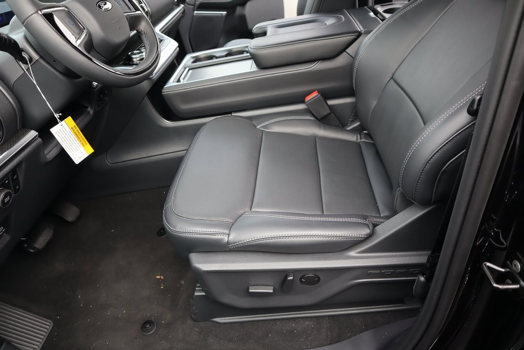 New 2025 Ford Expedition Platinum w/ Stealth Performance Package image 12