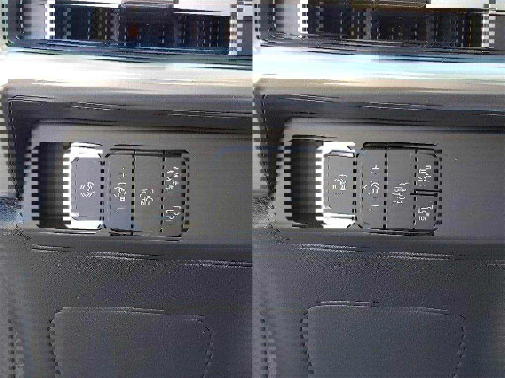 Used 2024 Hyundai Santa Fe XRT image 21