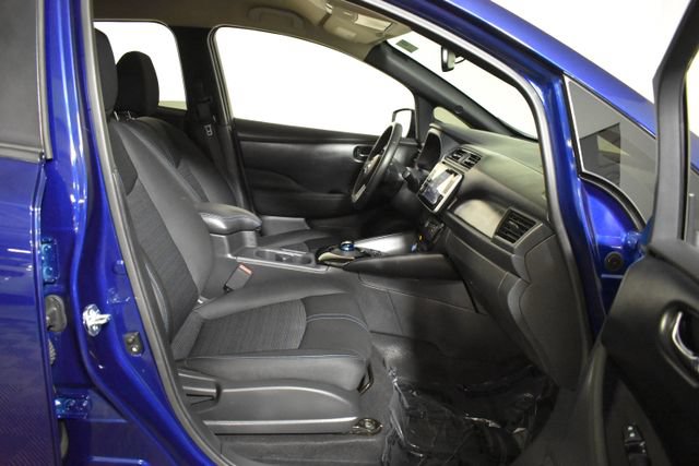 Certified 2024 Nissan Leaf SV Plus FWD image 34