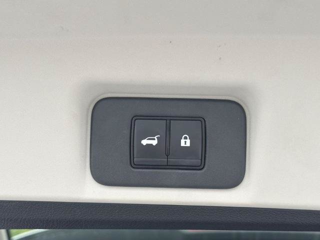Certified 2023 Nissan Ariya AWD/4WD image 27