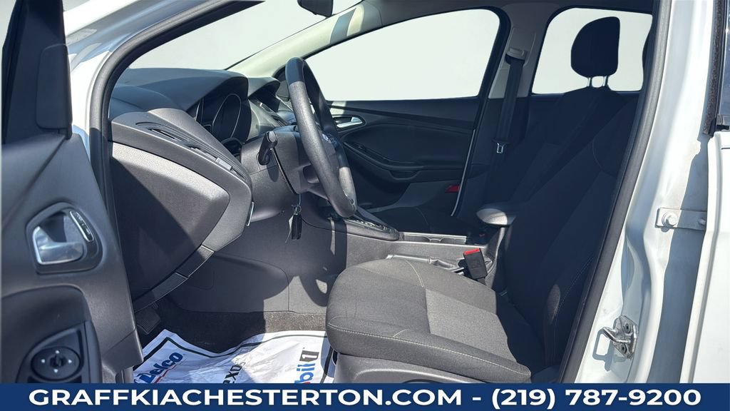 Used 2018 Ford Focus SE FWD image 21