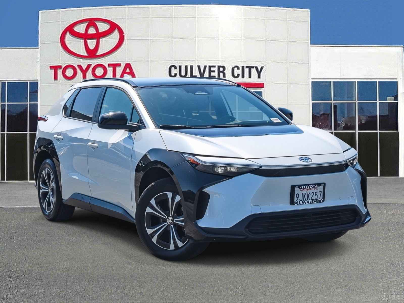 Used 2023 Toyota bZ4X FWD w/ Weather Package