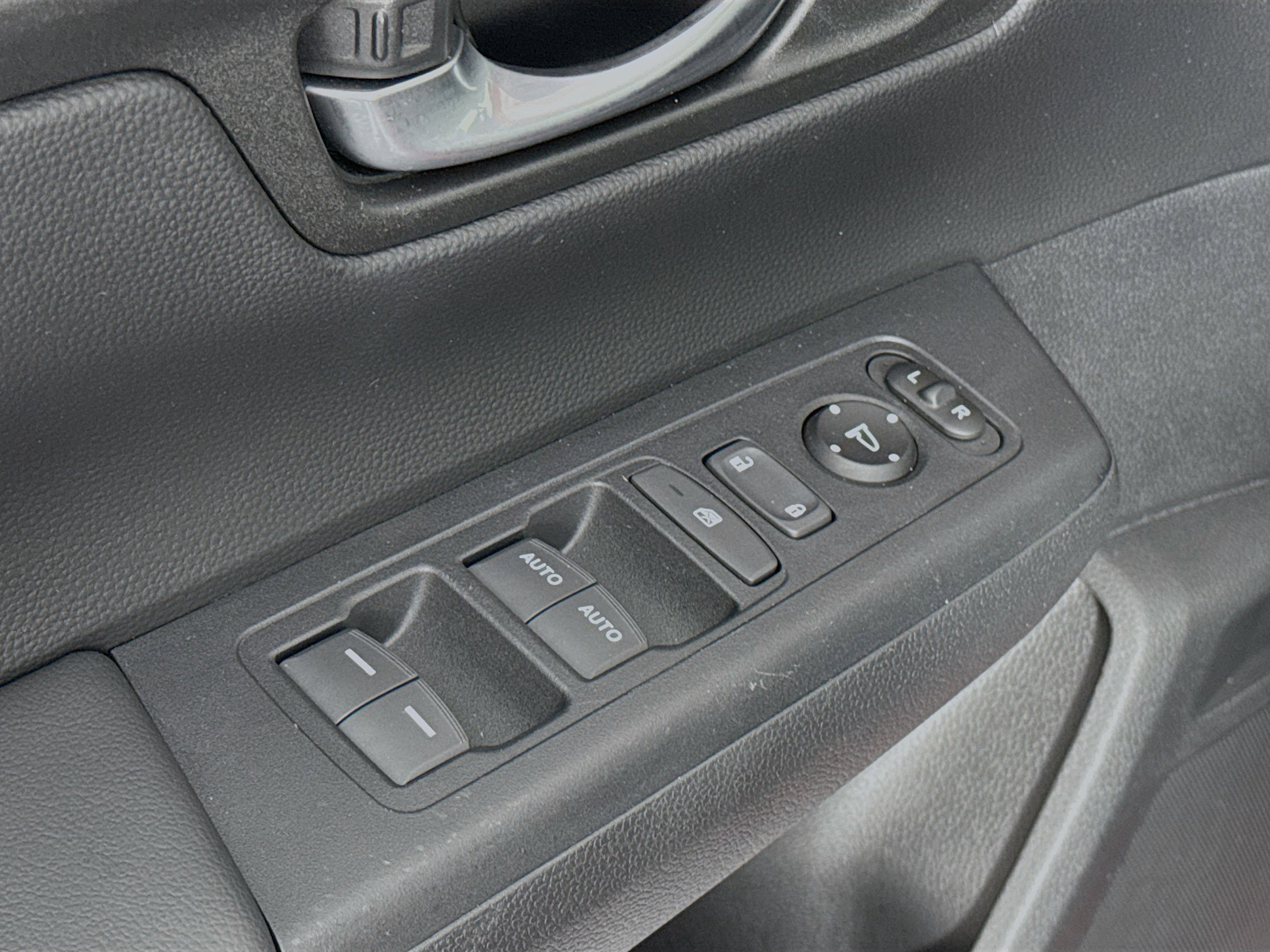 Certified 2024 Honda CR-V Sport image 17