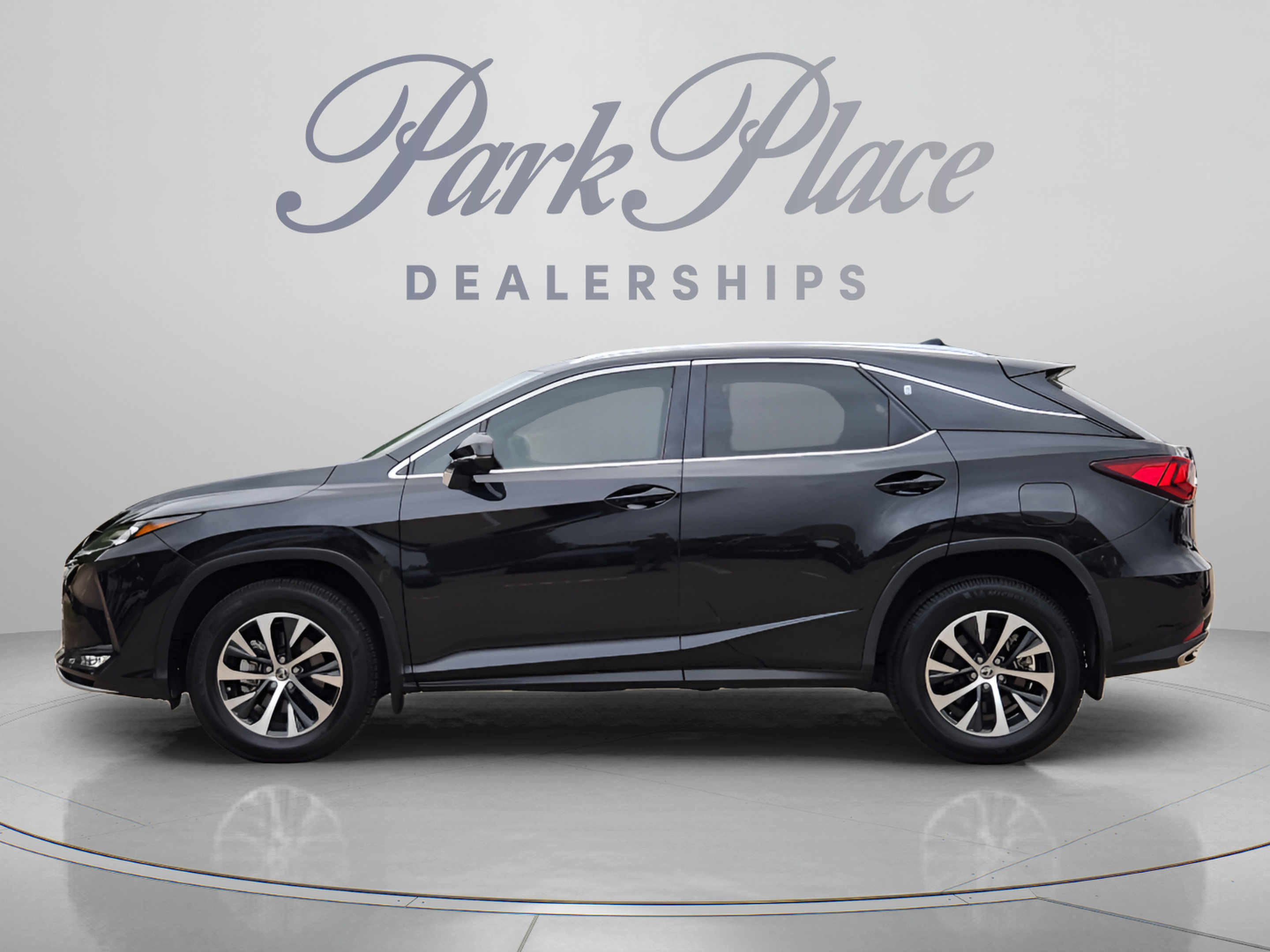 Certified 2022 Lexus RX 350 FWD w/ Premium Package image 2