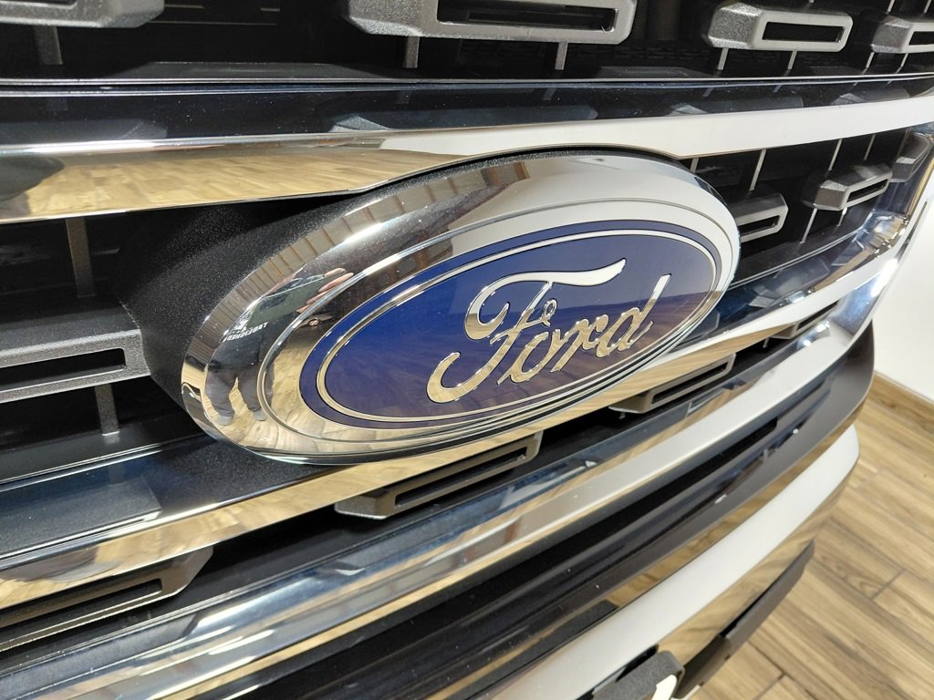 Used 2023 Ford F150 XLT w/ XTR Package image 10