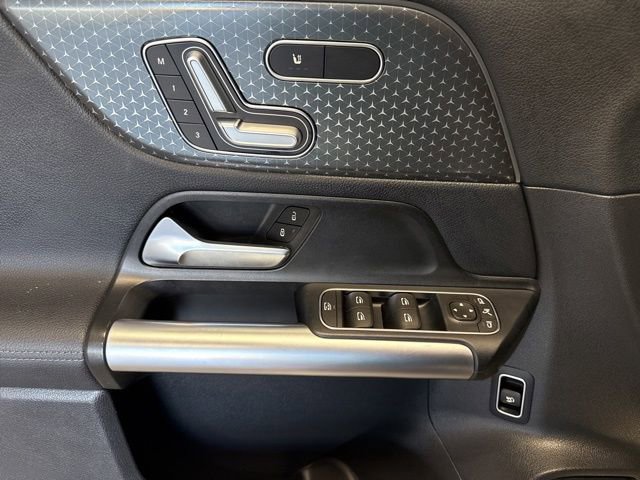 Used 2024 Mercedes-Benz GLA 250 4MATIC image 19