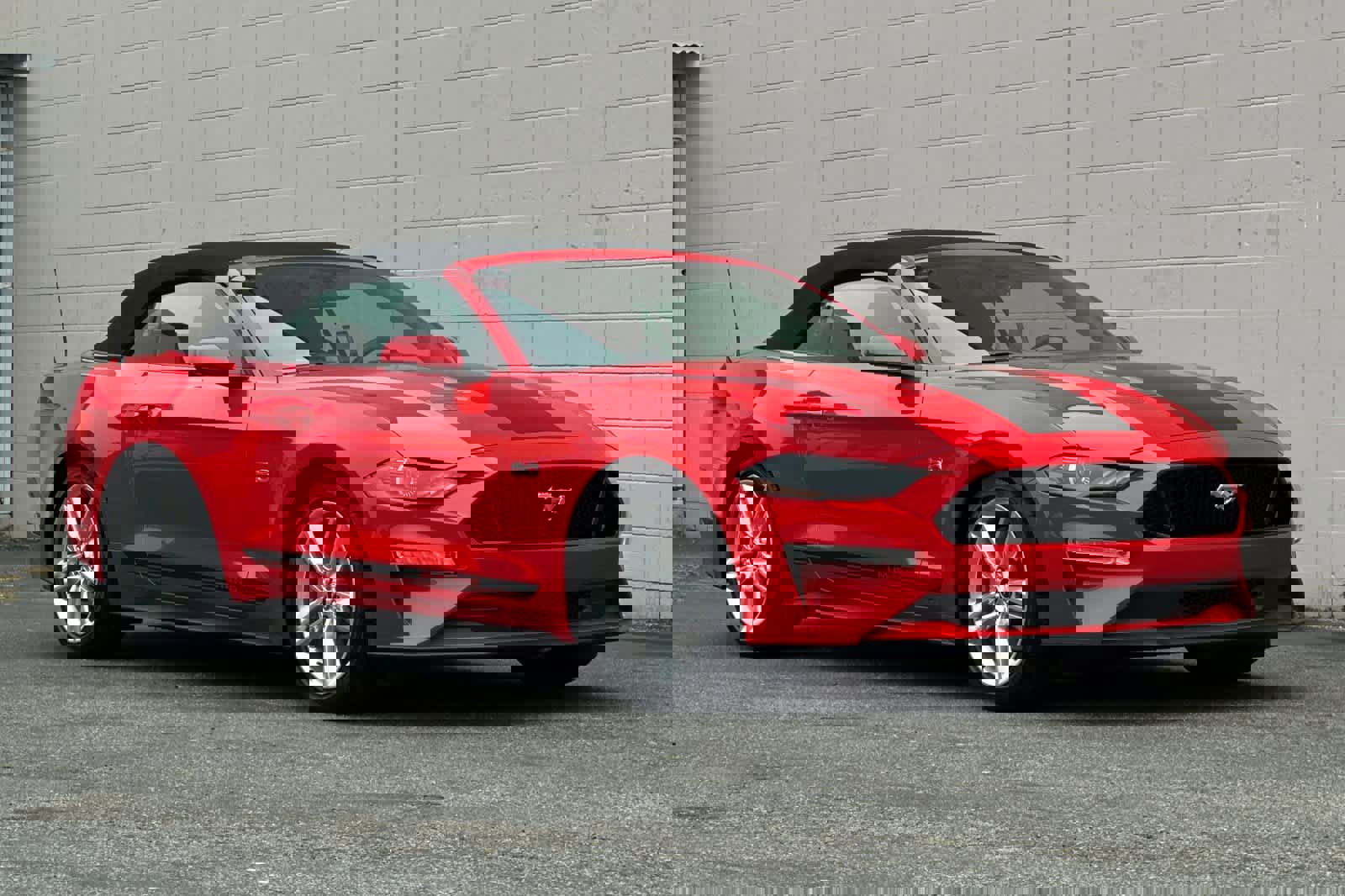 Used 2020 Ford Mustang GT Premium w/ Equipment Group 401A image 9