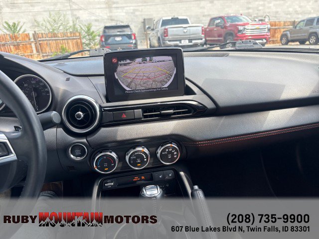 Used 2022 MAZDA MX-5 Miata RF Grand Touring RWD image 18