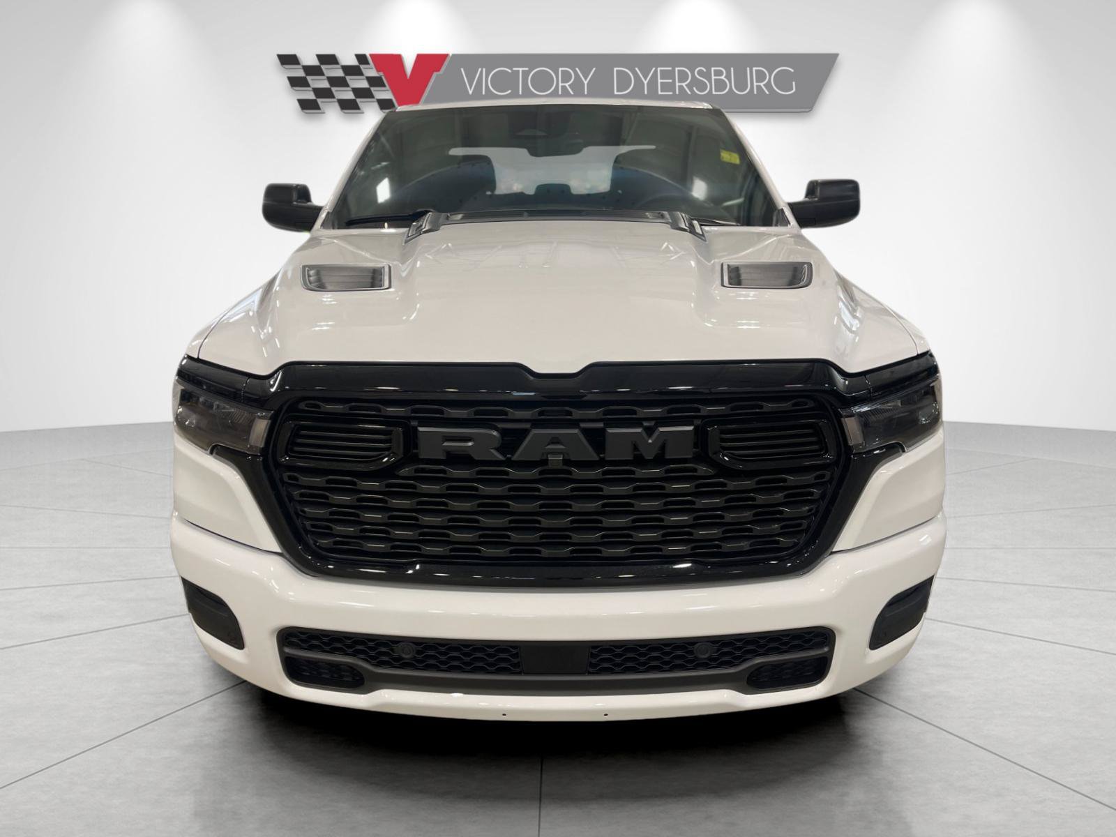 New 2026 RAM 1500 Express AWD/4WD image 9