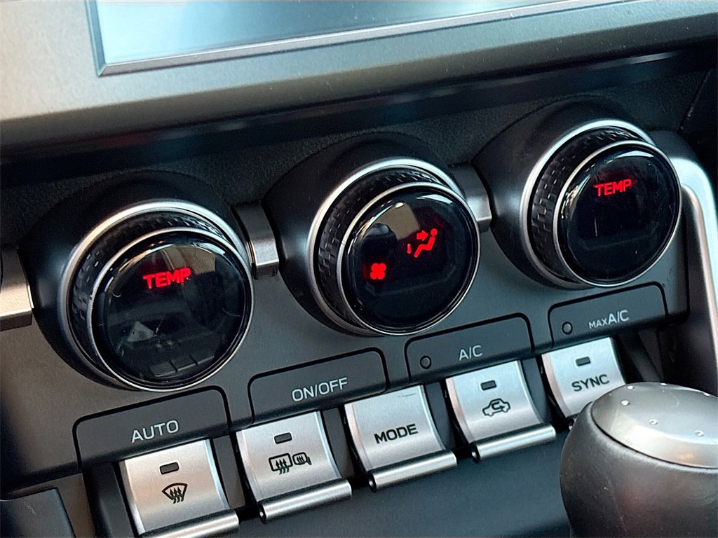 Used 2025 Toyota GR86 Premium image 15